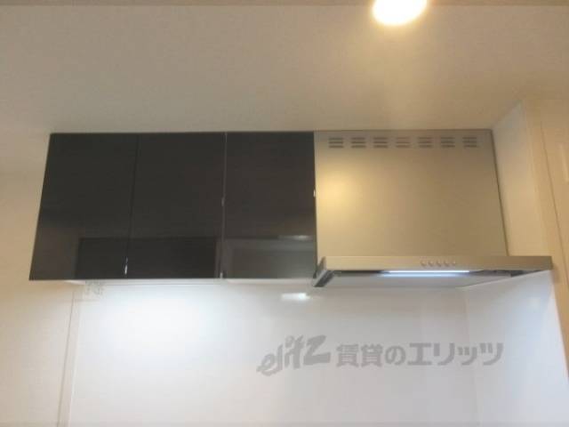 キッチン上収納