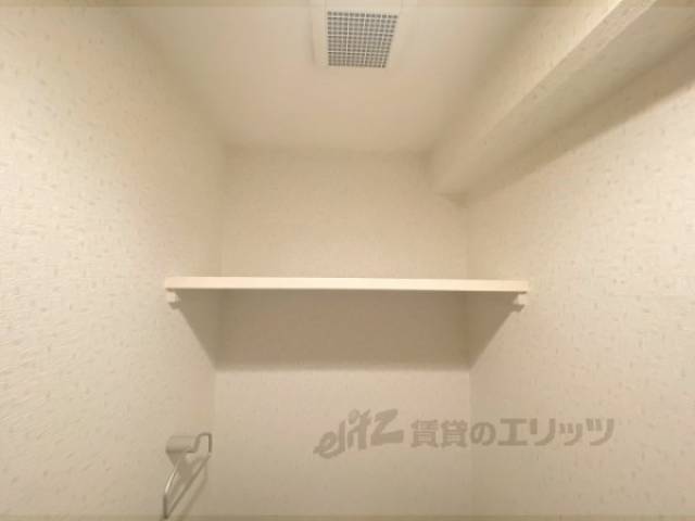 トイレ　収納