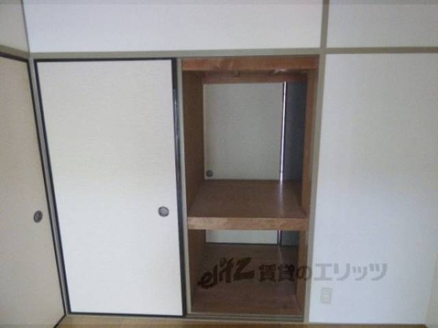 リビング　収納