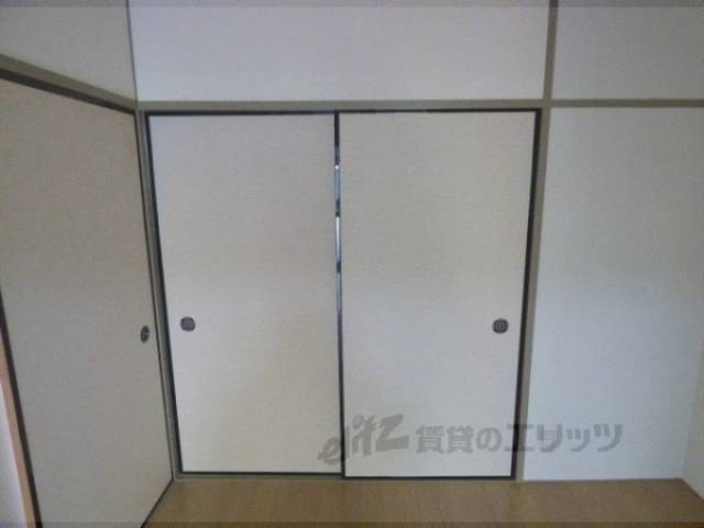 リビング　収納