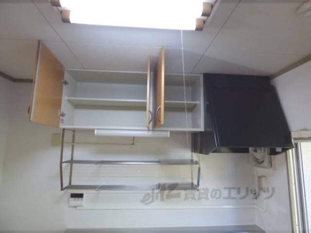 キッチン　収納