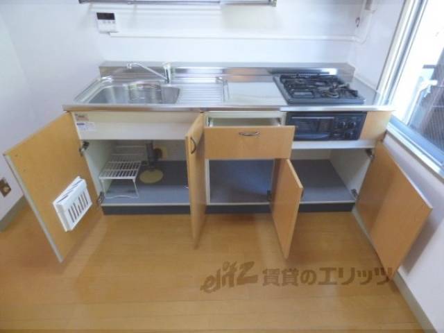 キッチン　収納