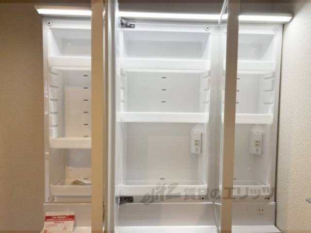 洗面所　収納上部