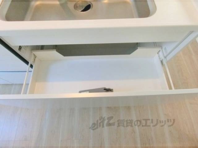 キッチン　下部収納