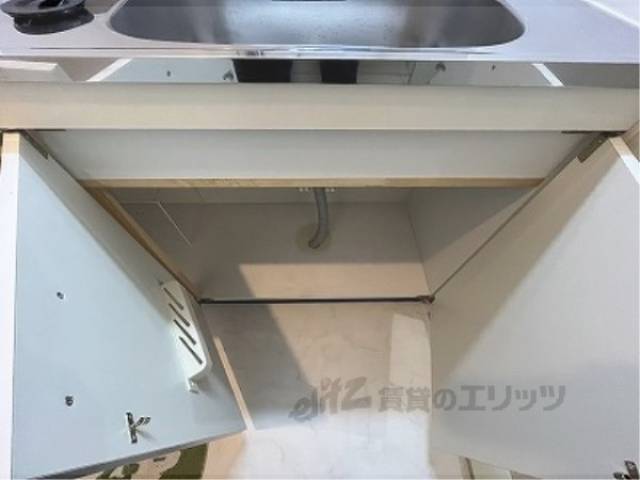 キッチン　キッチン下部収納