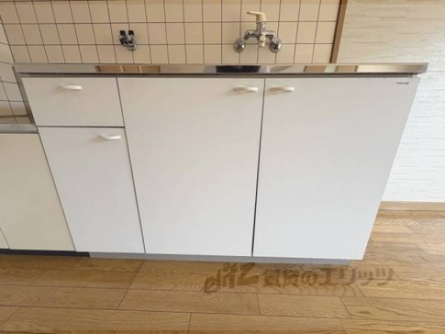 キッチン　収納