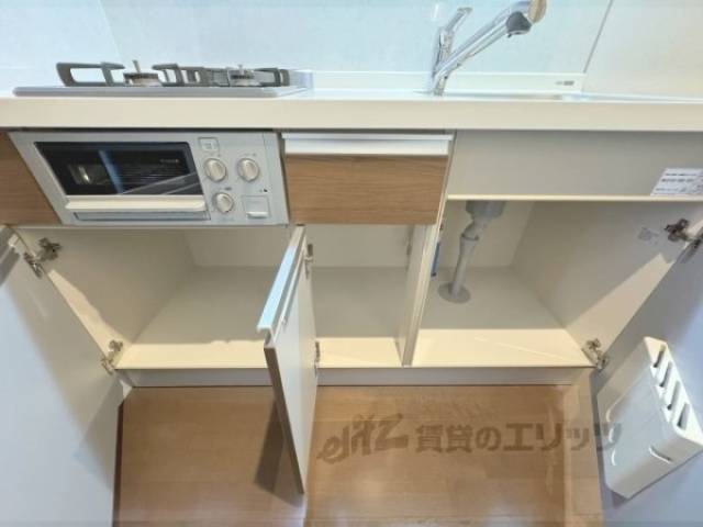 キッチン　下部収納