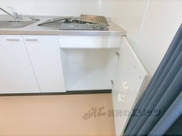 キッチン　下部収納
