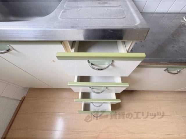 キッチン　収納