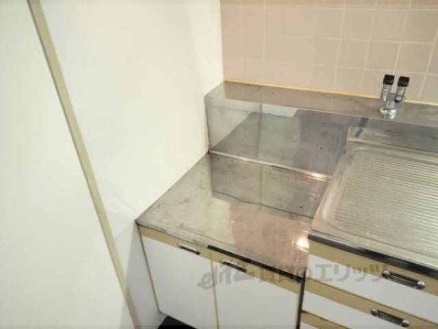 キッチン　コンロ置場