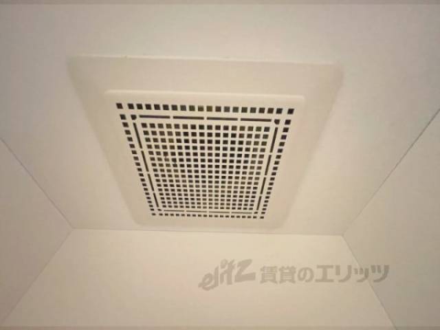 キッチン　換気扇