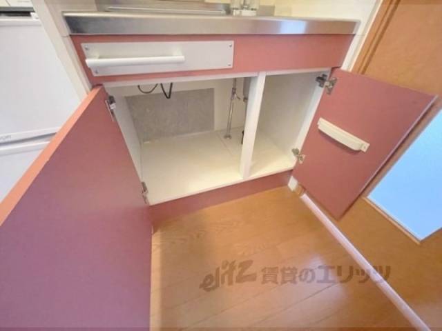 キッチン　下部収納