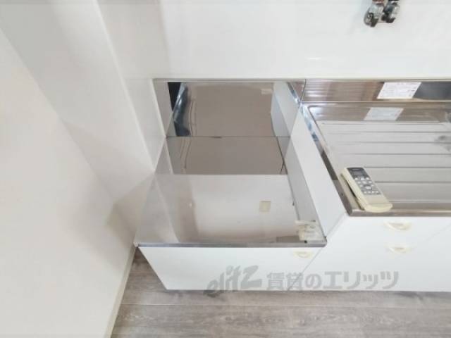 キッチン　コンロ置場