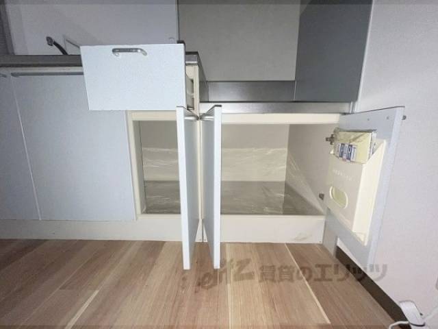 キッチン　収納