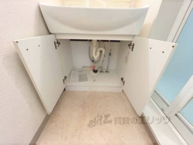 洗面所　収納