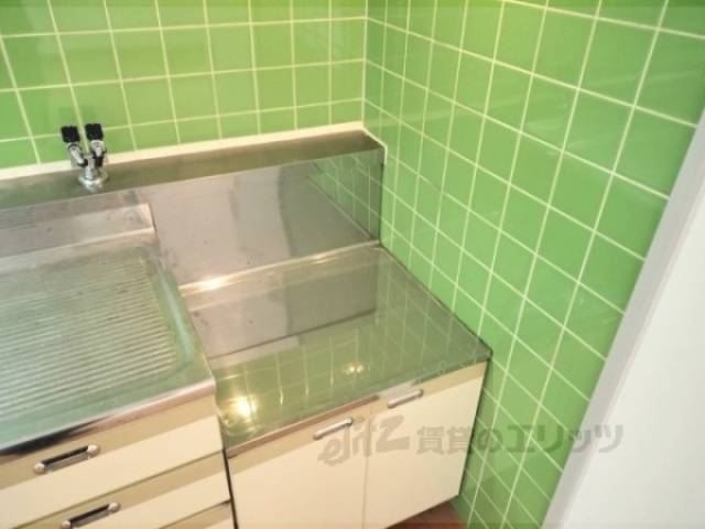 キッチン　コンロ置場