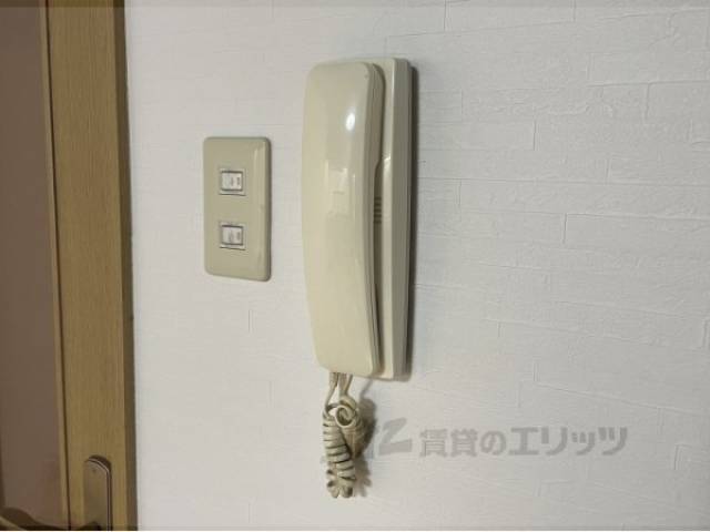 インターホン