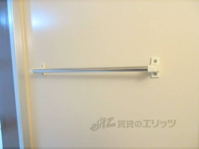 トイレ　タオル掛け