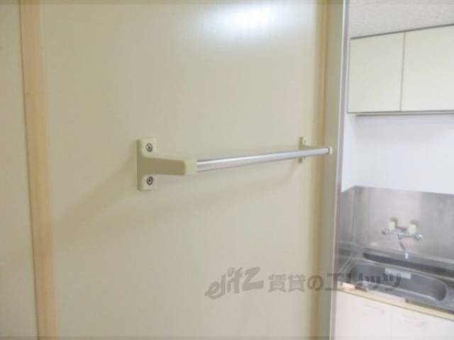 トイレ　タオル掛け