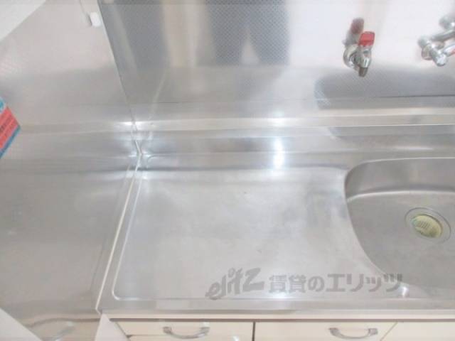 キッチン　コンロ置場