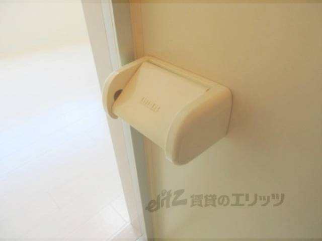 トイレ　ペーパーホルダー