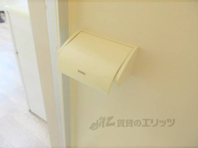 トイレ　ペーパーホルダー