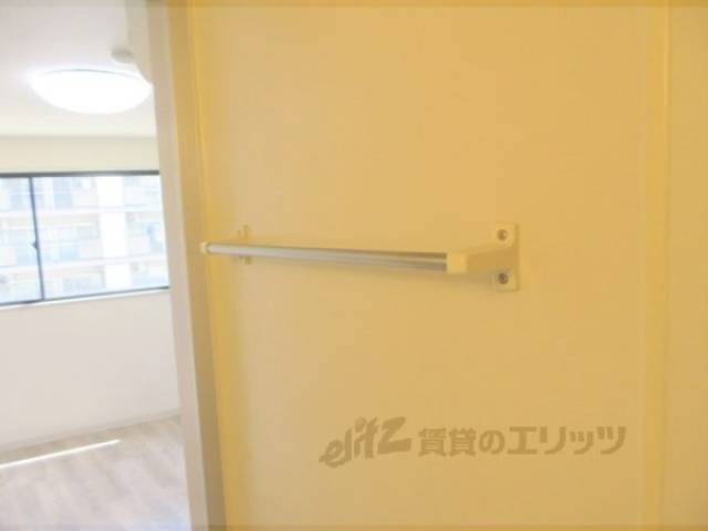 トイレ　タオル掛け