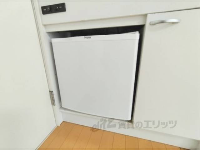 キッチン　冷蔵庫