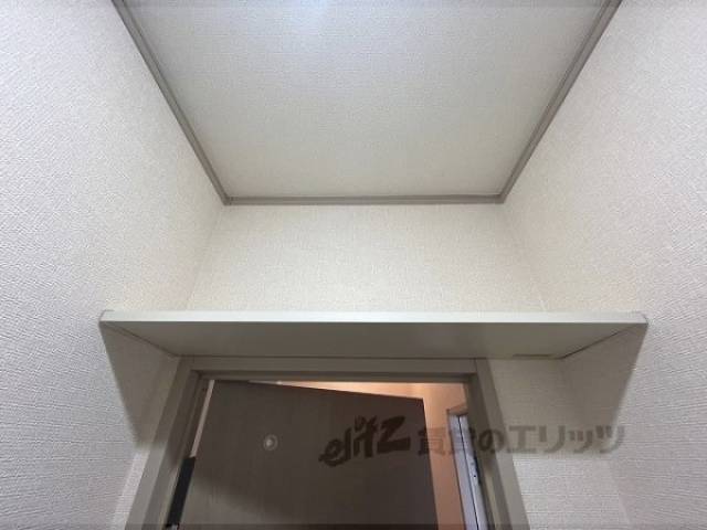 トイレ　物置