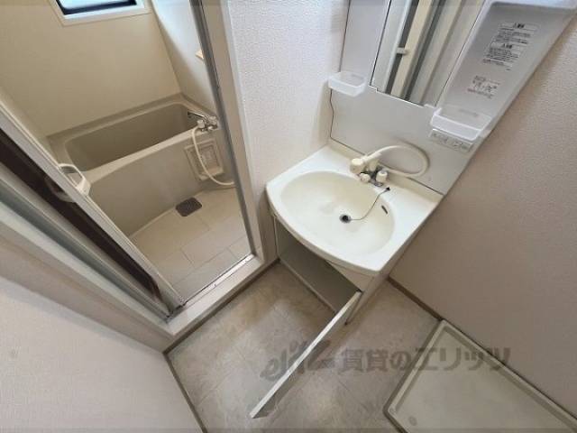 洗面所　収納