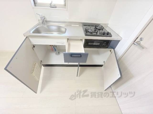 キッチン　下部収納