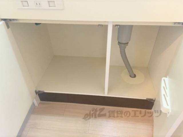 キッチン　収納