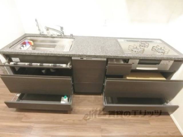 キッチン　収納