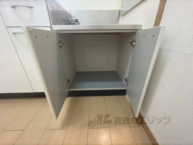 キッチン　収納