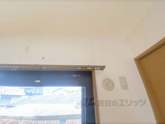 エアコン　設置場所