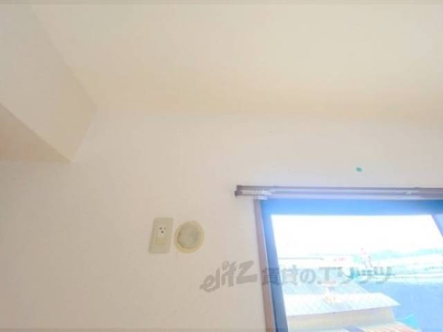 エアコン　設置場所