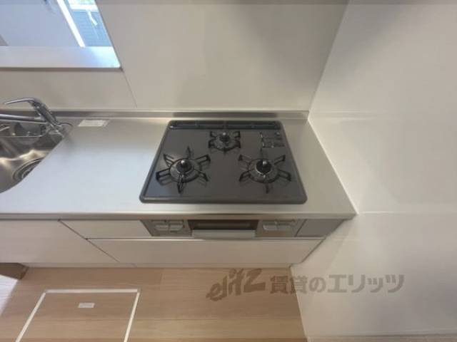 キッチン　コンロ