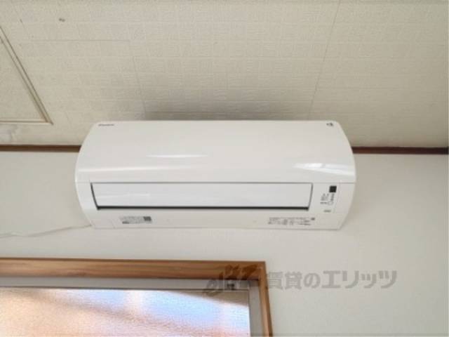 エアコン　リビング側