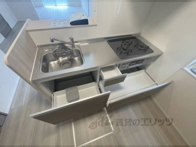 キッチン　下部収納