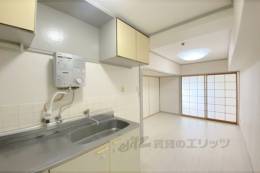 大和ビルマンションB棟室内写真1