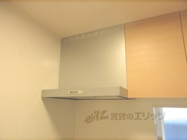 下駄箱　換気扇