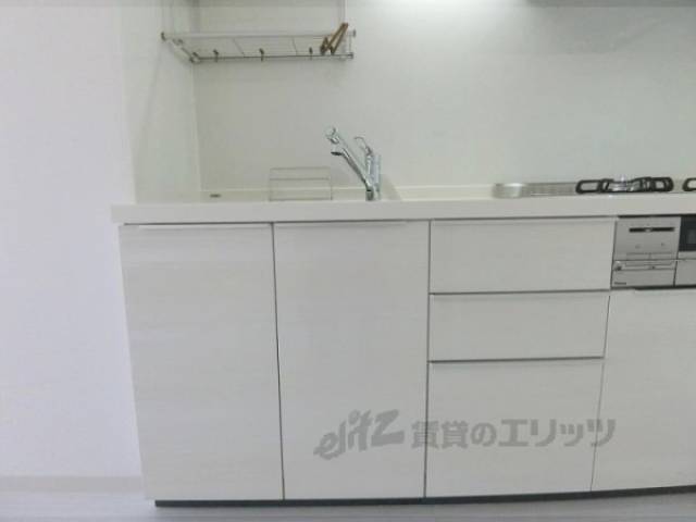 キッチン　下部収納