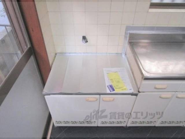 キッチン　コンロ置場