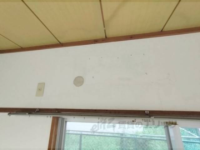 エアコン　設置場所