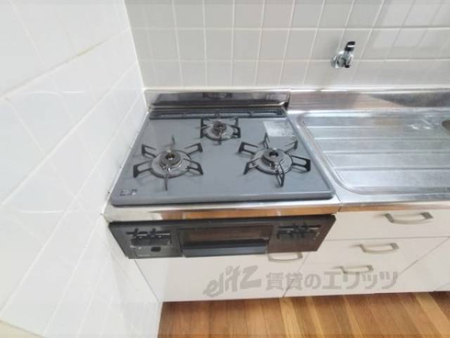 キッチン　コンロ
