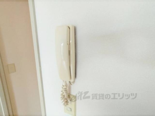 インターホン