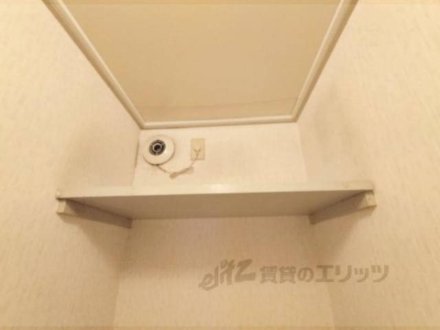 トイレ　棚