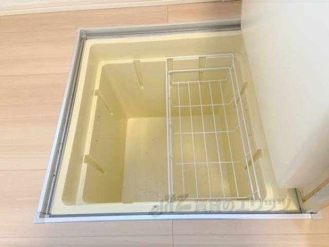 キッチン　床下収納