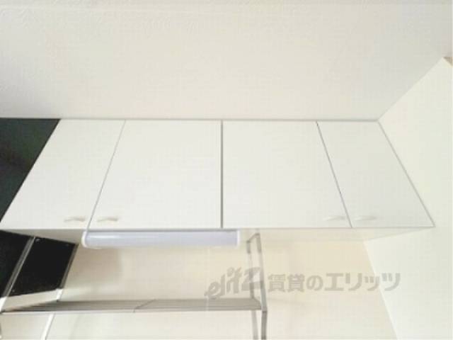 収納　キッチン上