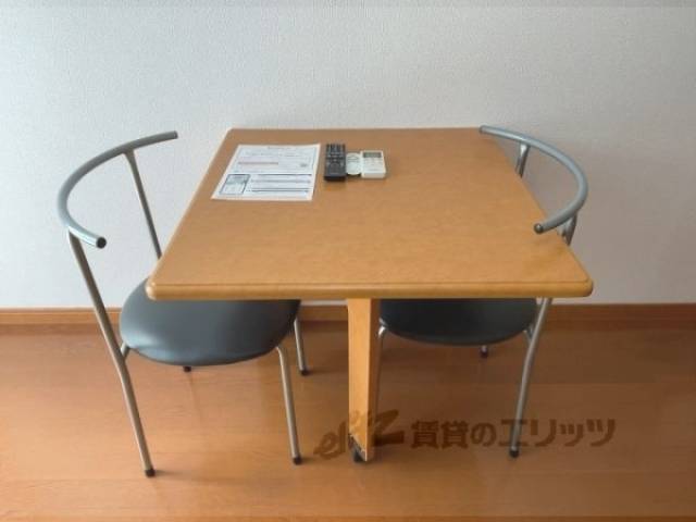 テーブル椅子